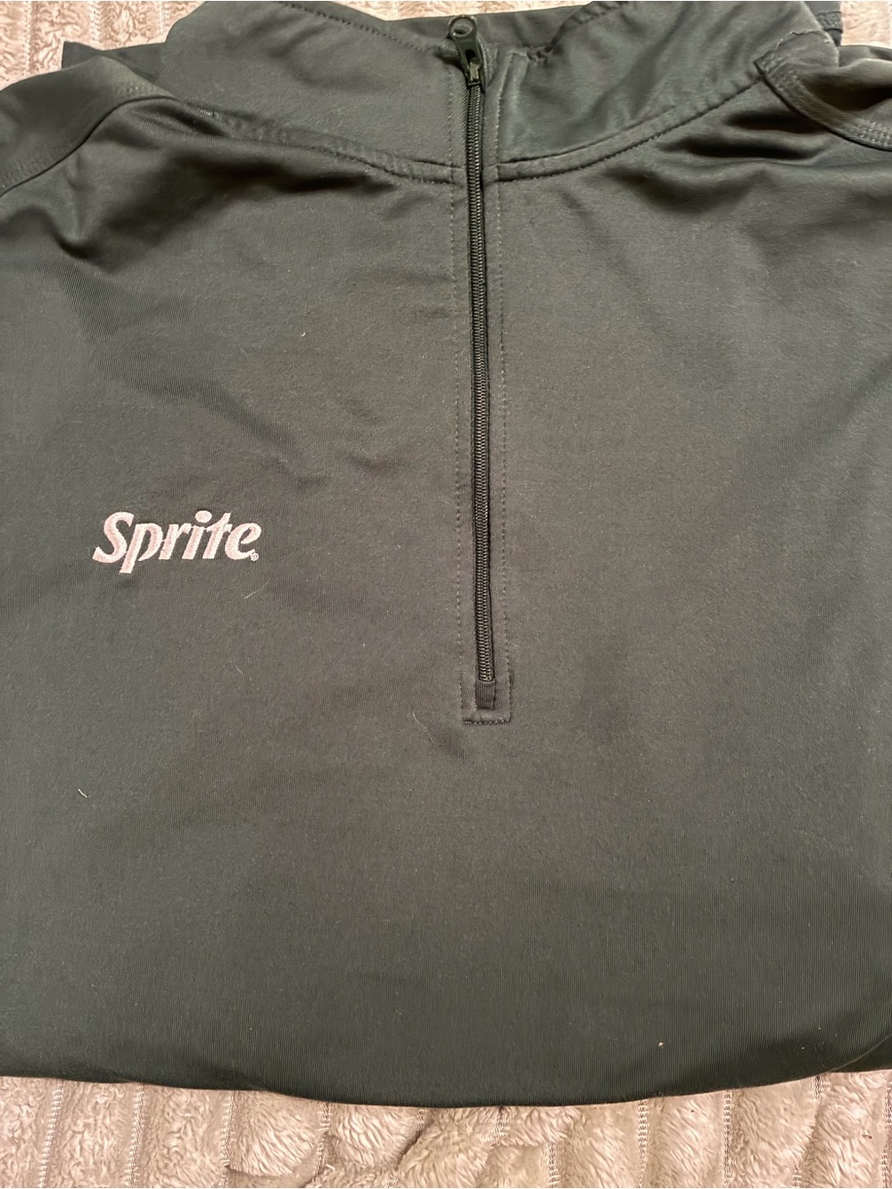 Men’s XL sprite long sleeve half zip pull over